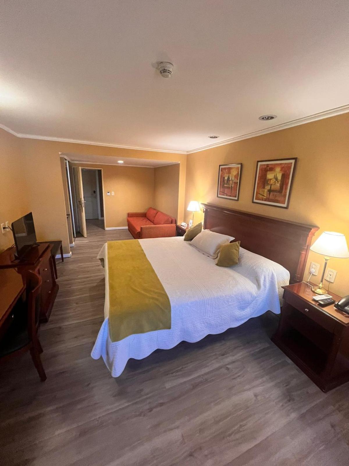 Condado Hotel Casino Santo Tome 외부 사진