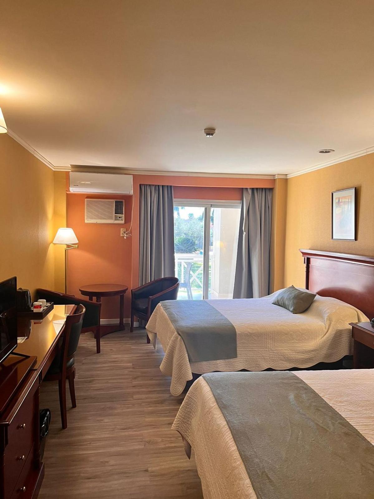 Condado Hotel Casino Santo Tome 외부 사진