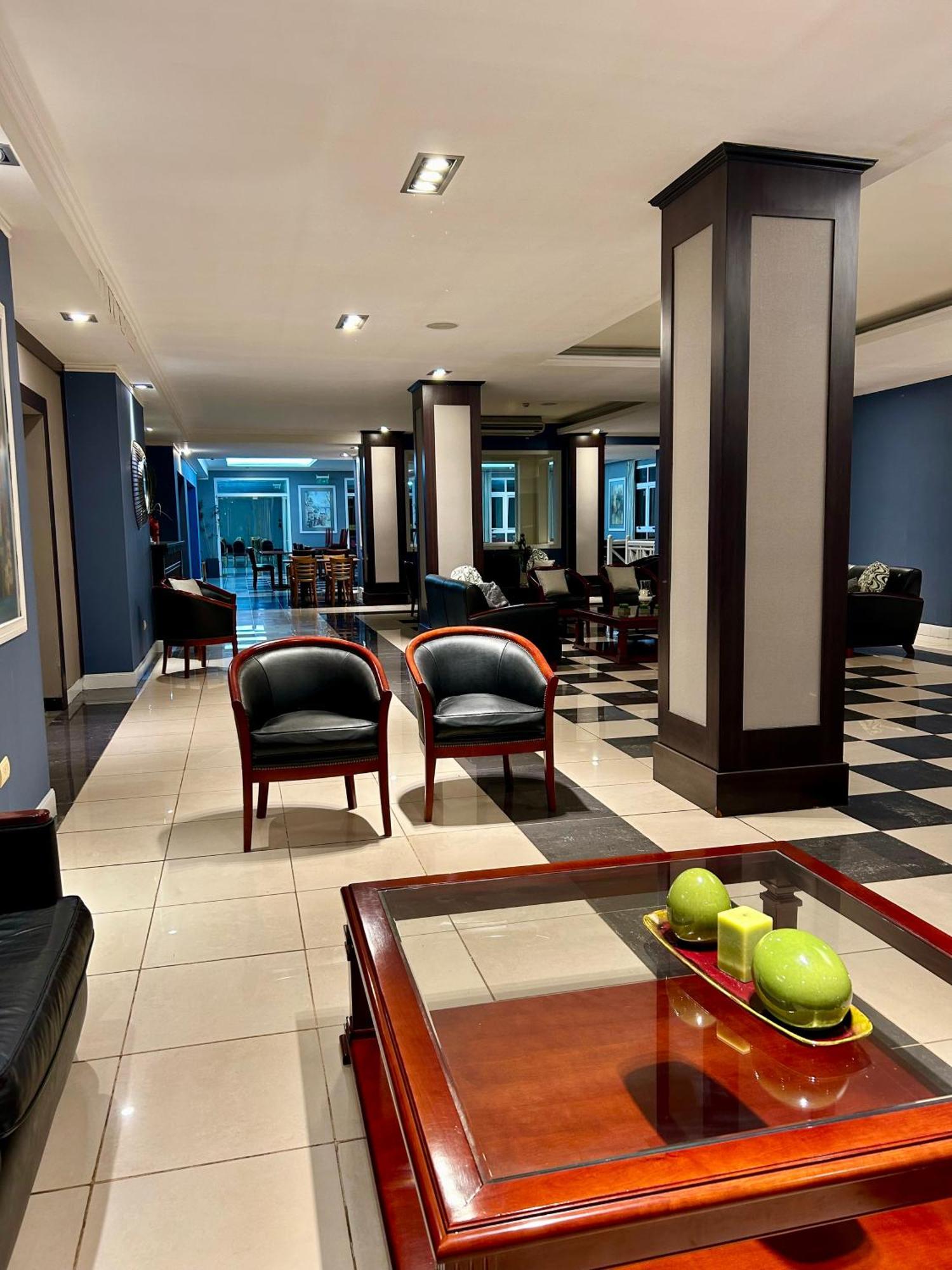 Condado Hotel Casino Santo Tome 외부 사진